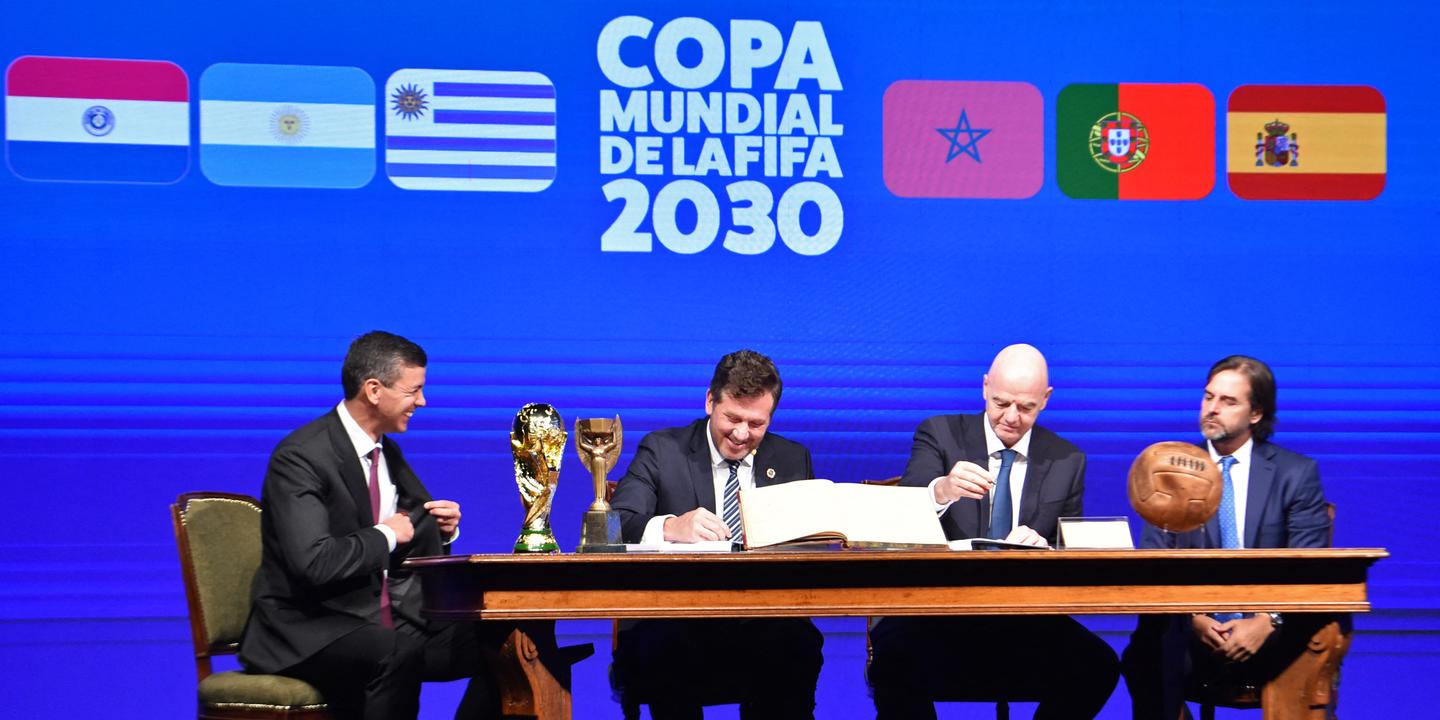 La FIFA examinera un nouvel élargissement de la Coupe du monde à 64 équipes avant le Mondial 2030, assure Gianni Infantino