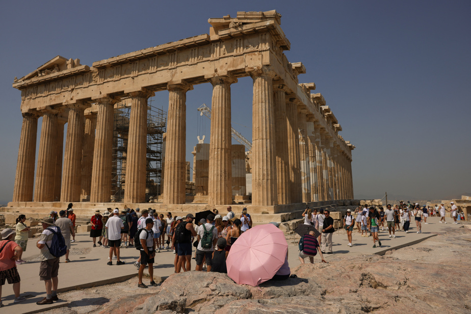 Grèce | Deux touristes agressés au couteau à l'entrée de l'Acropole