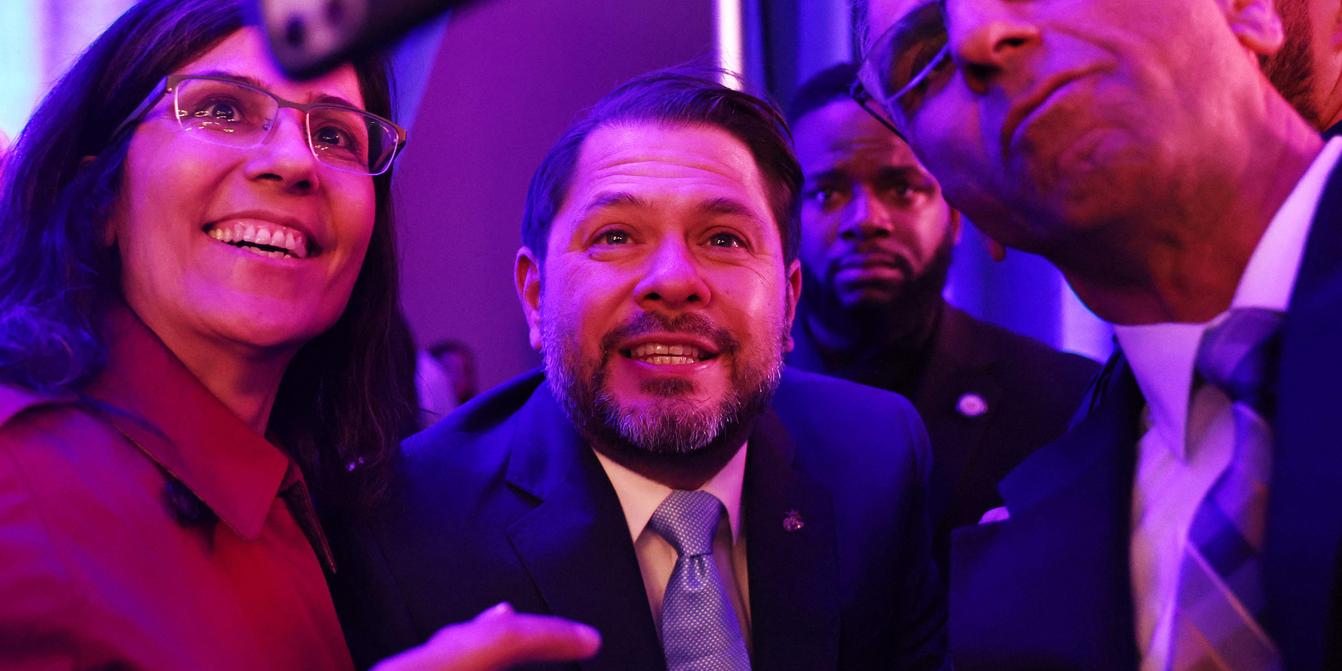En Arizona, le démocrate Ruben Gallego l'emporte sur une fidèle de Trump et devient le premier sénateur latino de l'Etat