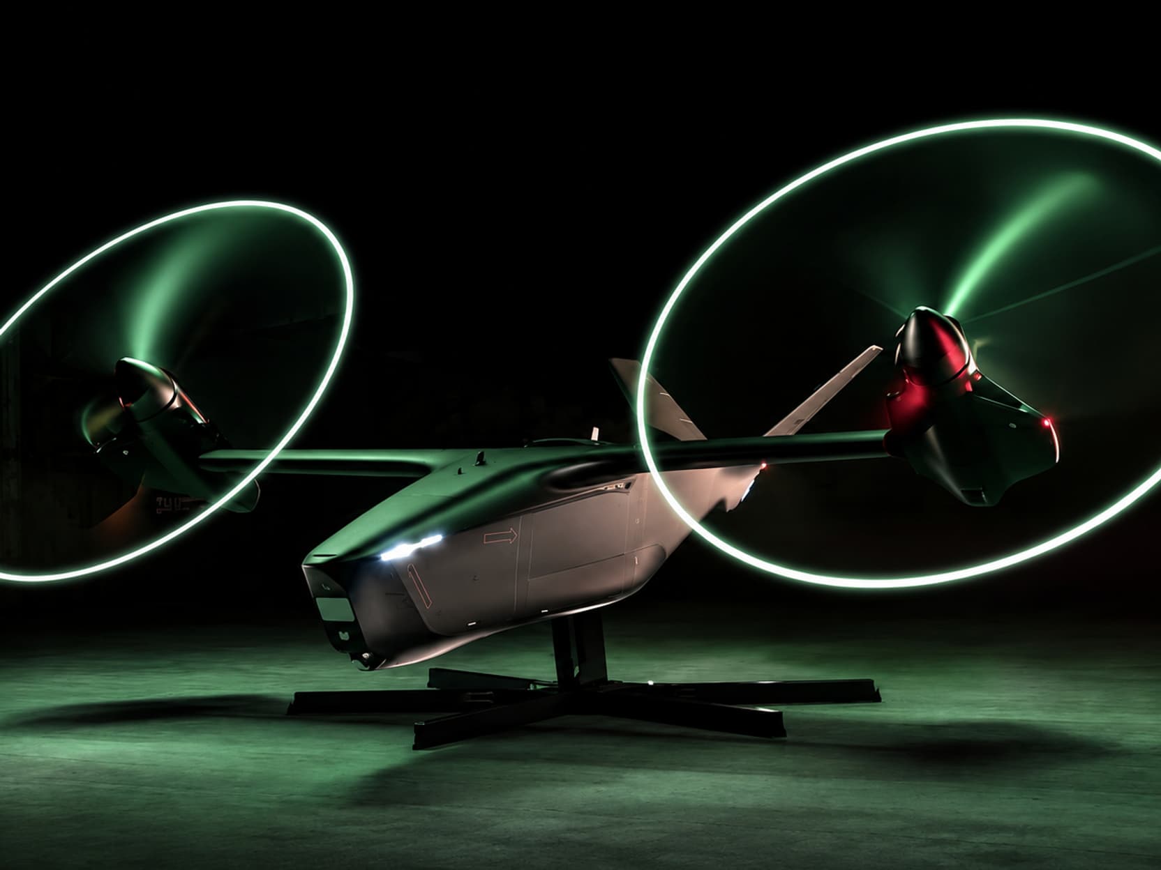 Elle faisait des taxis volants, elle dévoile un avion autonome à décollage vertical et s'envole de 20% en Bourse: la société Archer électrise le marché de la défense avec son projet Thunder