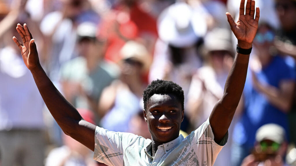 Roland Garros J3 : l'exploit de Kouamé, la déception Medvedev, seules deux  Françaises au second tour - France 24