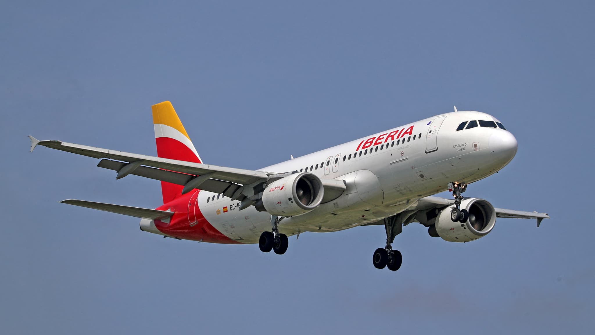 Ils se dirigeaient droit l'un vers l'autre au-dessus de l'Atlantique: un Airbus et un Boeing évitent une collision de justesse
