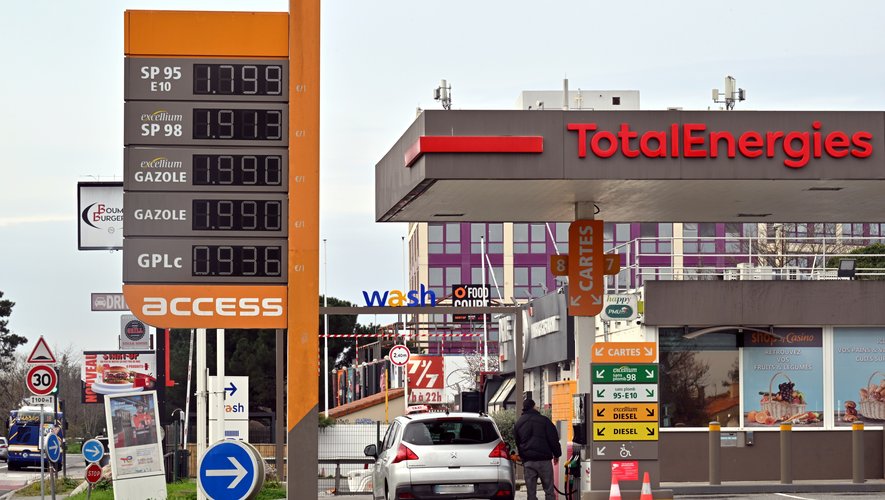 Carburants : Total renouvelle son opération de plafonnement des prix tout  le mois de juin "tant que la crise durera" - ladepeche.fr