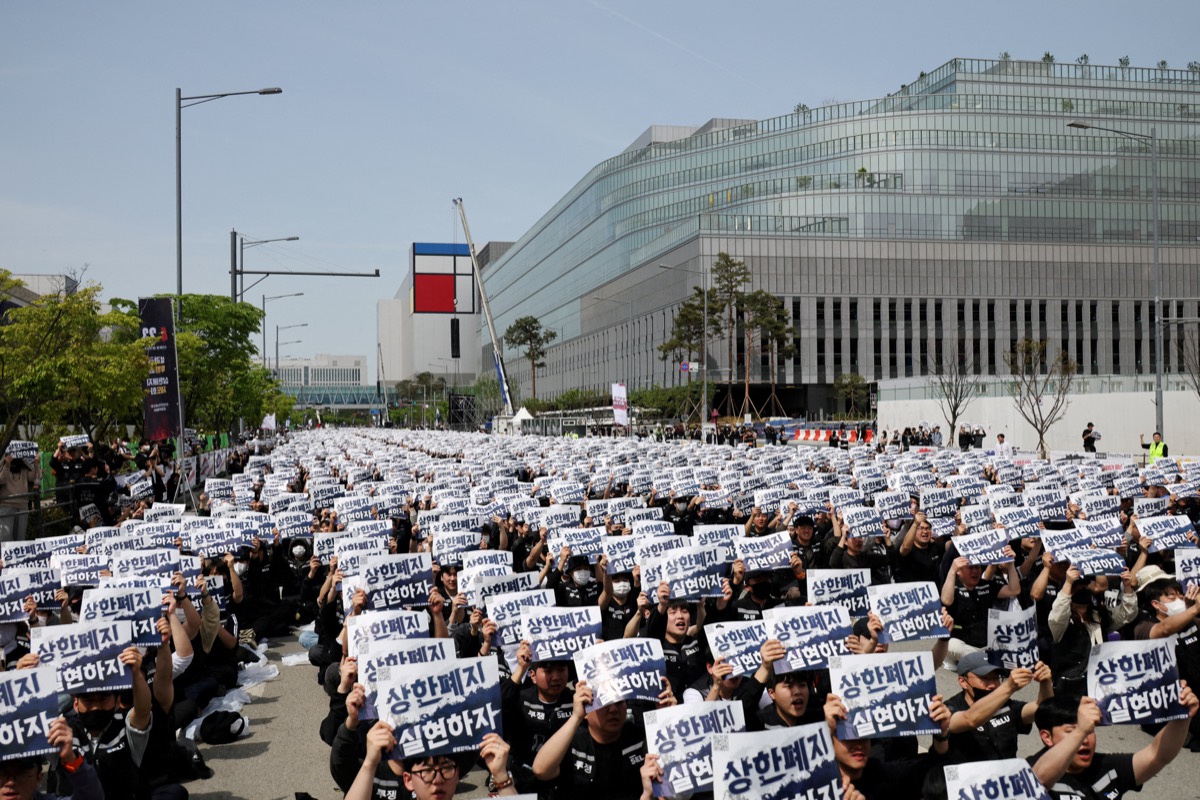 Samsung : cette grève de 18 jours lancée par 47.000 salariés pourrait  coûter 20 milliards de dollars au géant sud-coréen