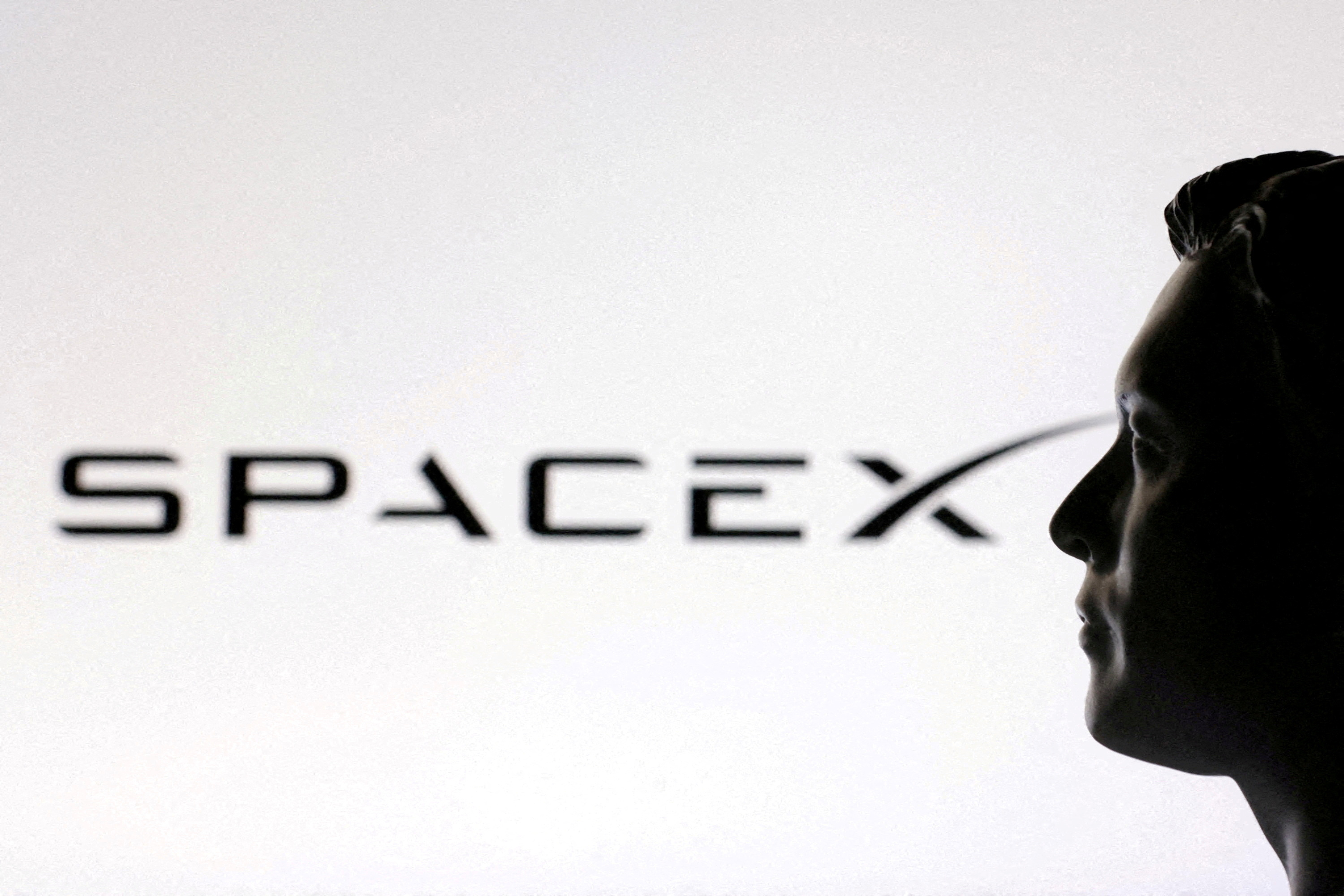 SpaceX debut draws a crowd, but few recent hot IPOs outpace the market |  Reuters